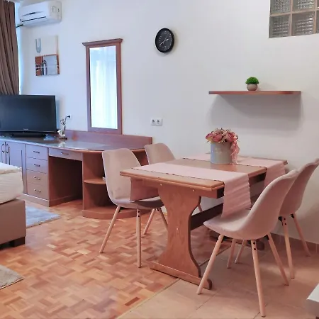 Riell Apartman