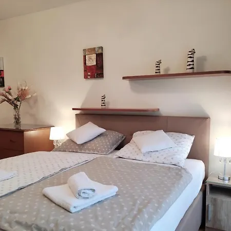 Apartamento Riell Apartman *