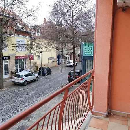 Apartamento Riell Apartman *